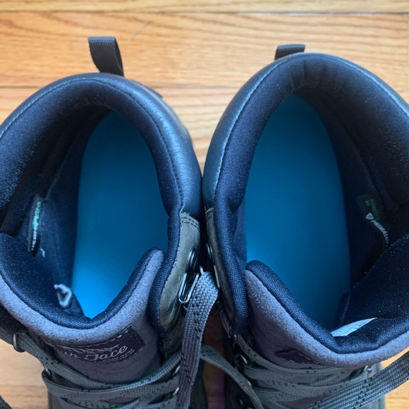 Back-To-Berkeley Redux Leather North Face boots - Picture 3 of 5